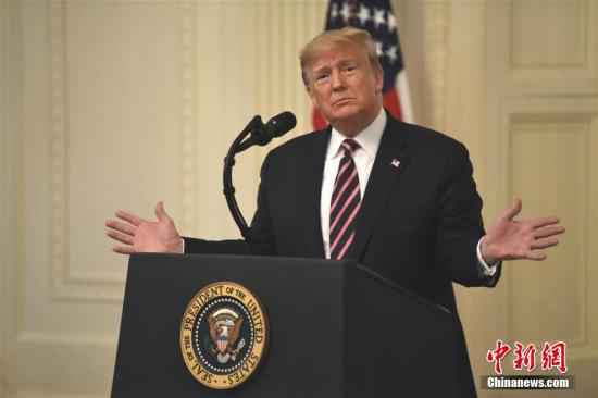 资料图:美国总统特朗普。中新社记者 陈孟统 摄 美3关键州曾助特朗普胜选2016 民调:连任存挑战